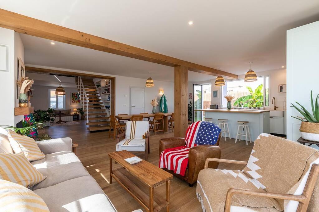 Beautiful Beach House In Front Of The Ocean Biarritz Exterior foto