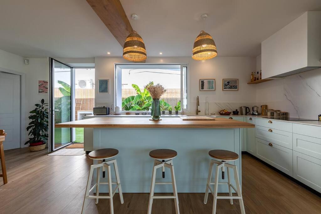 Beautiful Beach House In Front Of The Ocean Biarritz Exterior foto