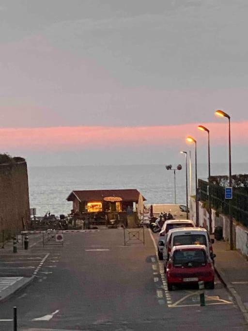 Beautiful Beach House In Front Of The Ocean Biarritz Exterior foto
